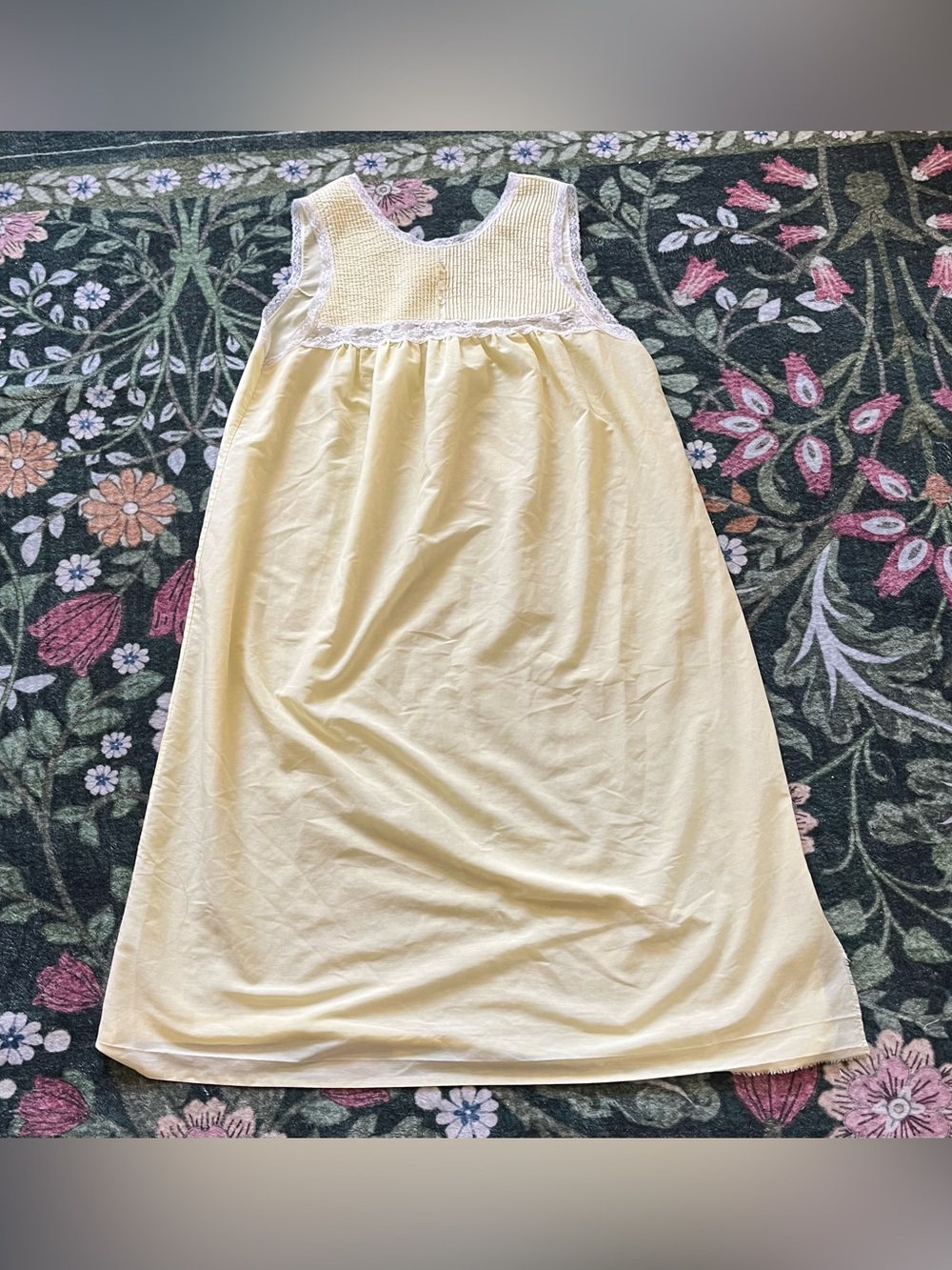 🌙 Vintage Yellow Babydoll Slip 🌙